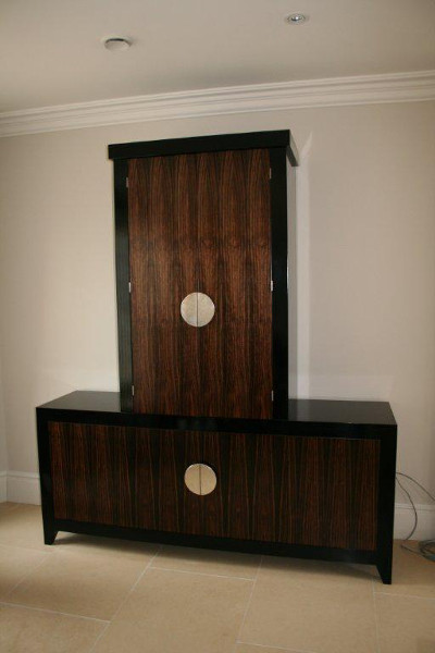 Sideboard with drinks cabinet